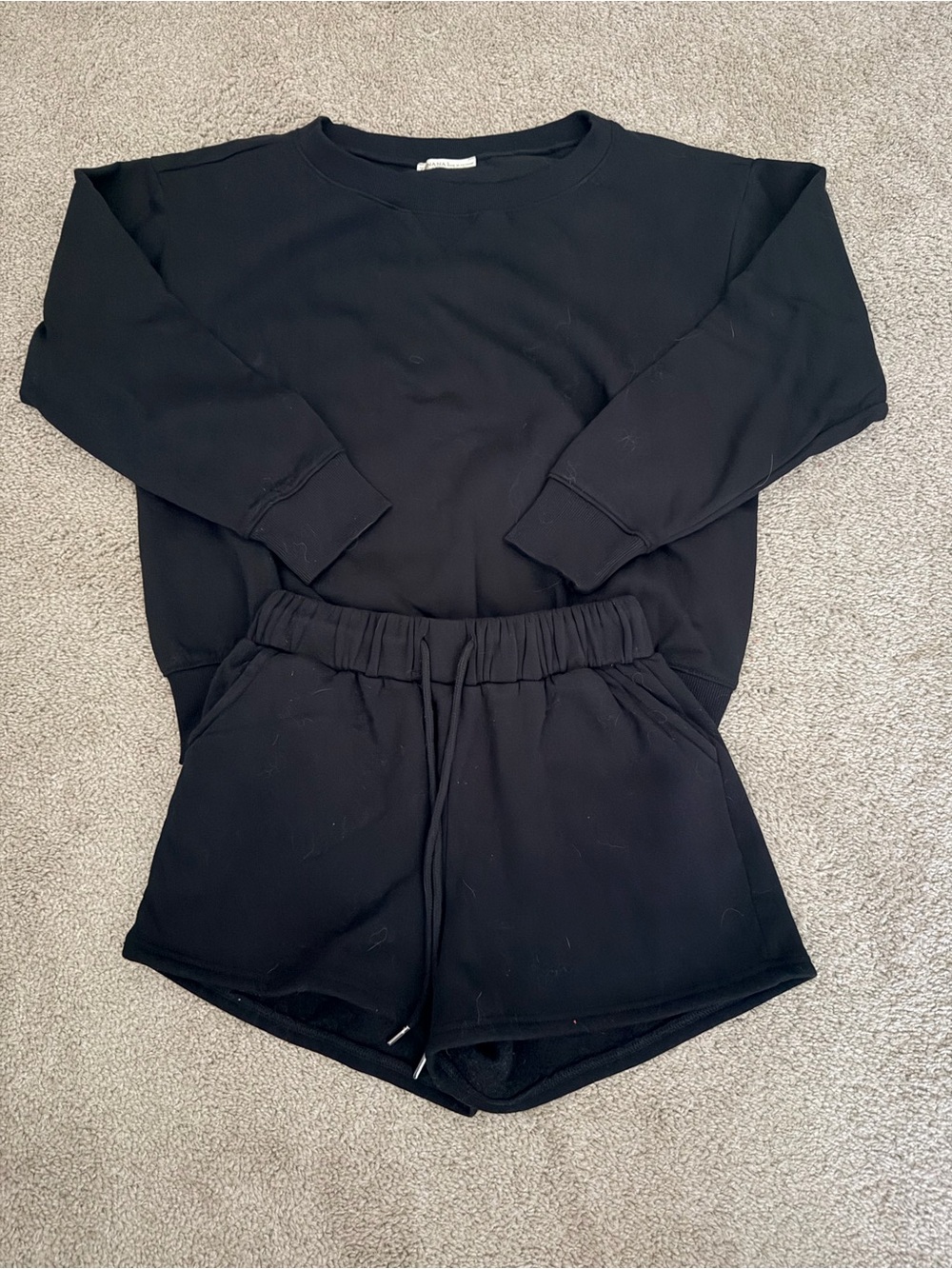 Zenana Outfitters Black Pullover Crew Sweatshirt